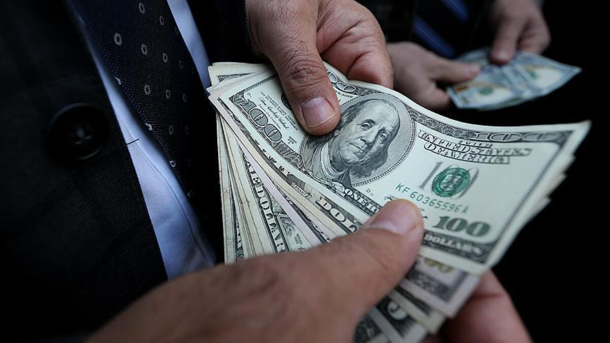 ticaret-bakanligi-hizmet-ihracatinda-hedefi-belirledi-wKkGwqcZ.jpg