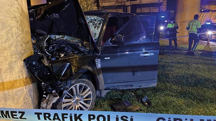 sislide-feci-kaza-kontrolden-cikan-cip-direge-carpti-4-yarali-2IwRMywL.jpg