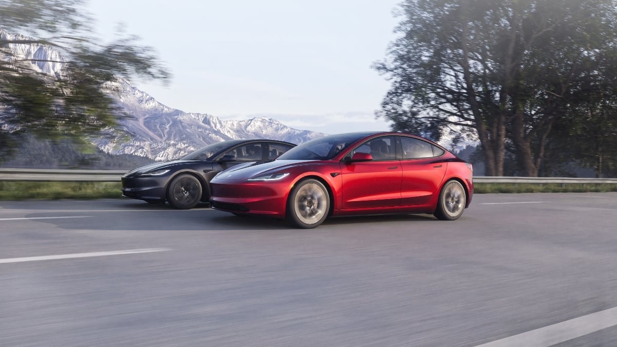 kapilarin-acilma-riski-var-tesla-120-binden-fazla-araci-geri-cagiriyor-aMnUN9ni.jpg
